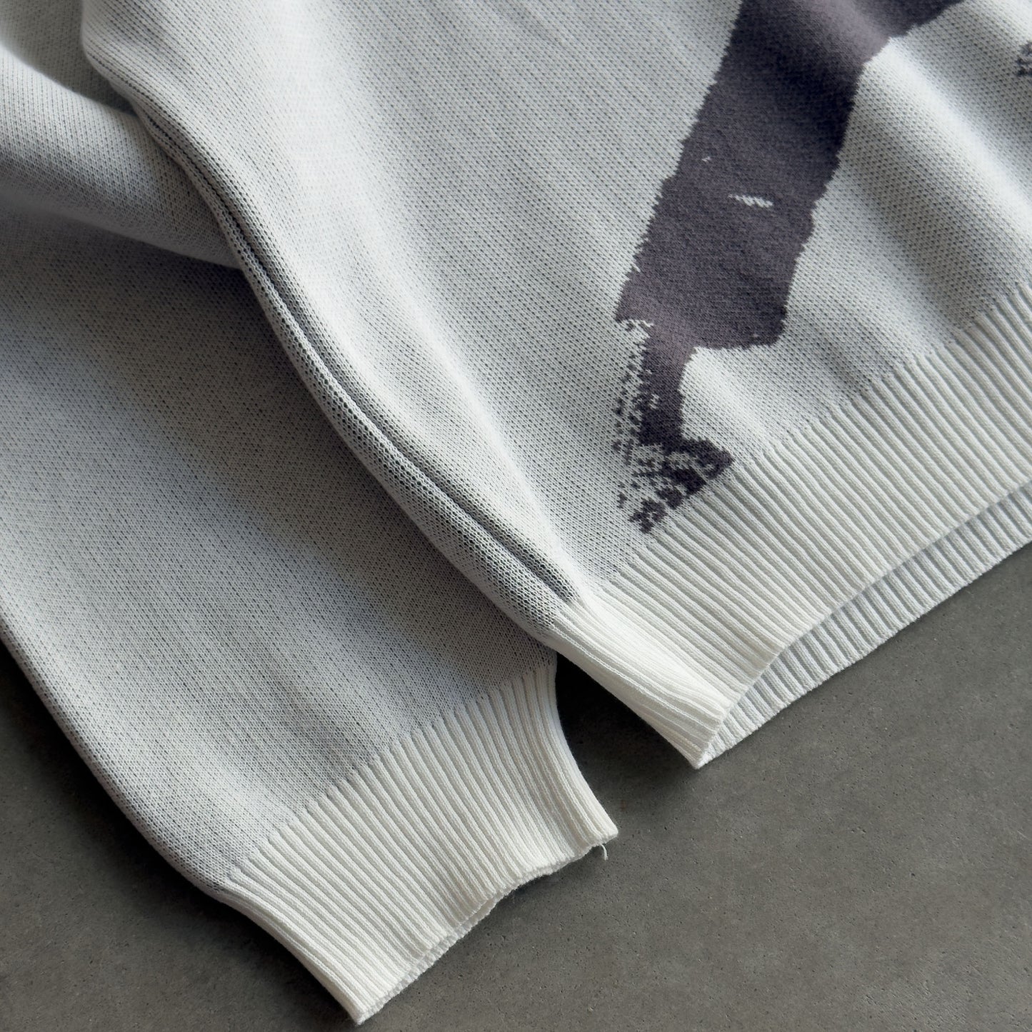 Practitioners Knitted Sweater - White